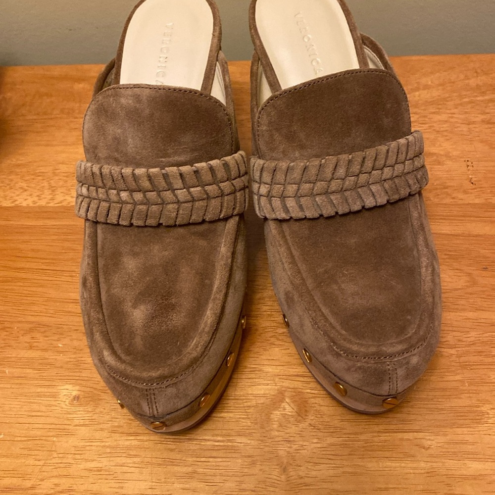 NWOB Veronica Beard Delia Suede Clog Brown Size 8.5M